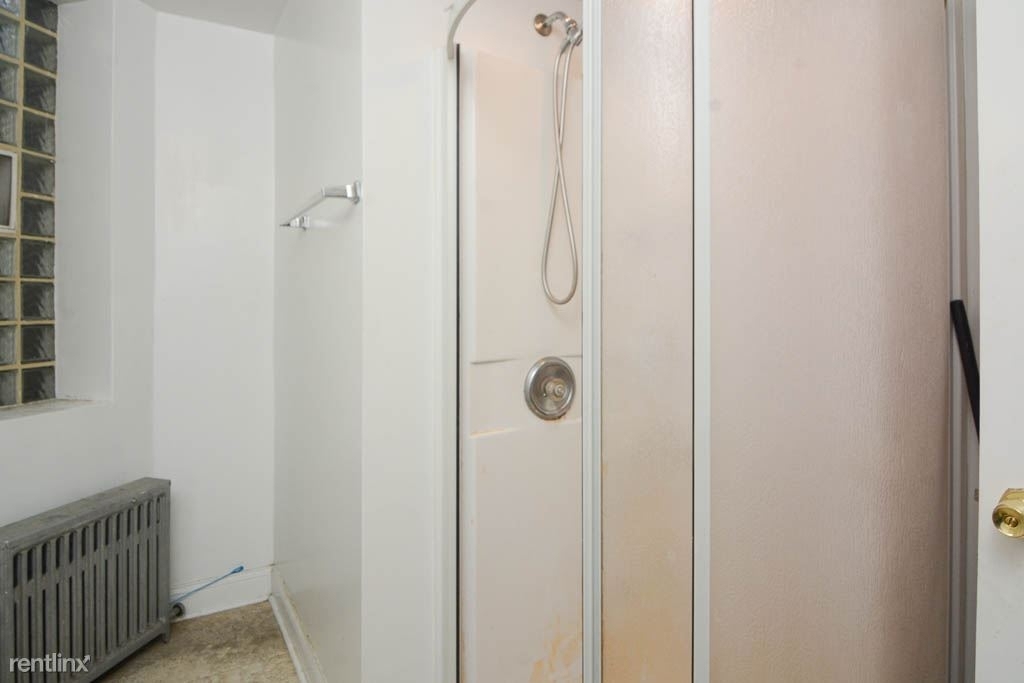 3653 W. Fullerton, Unit 1 - Photo 17