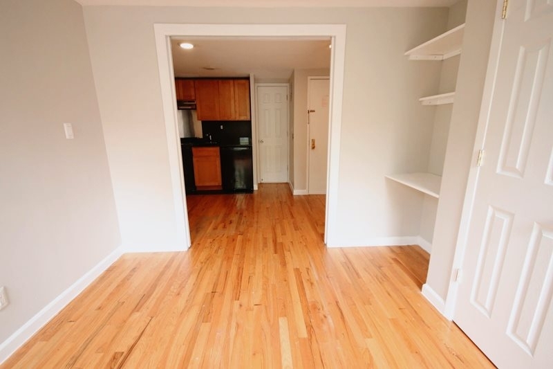 522 East 5th Street, New York, NY 10009 - Photo 2