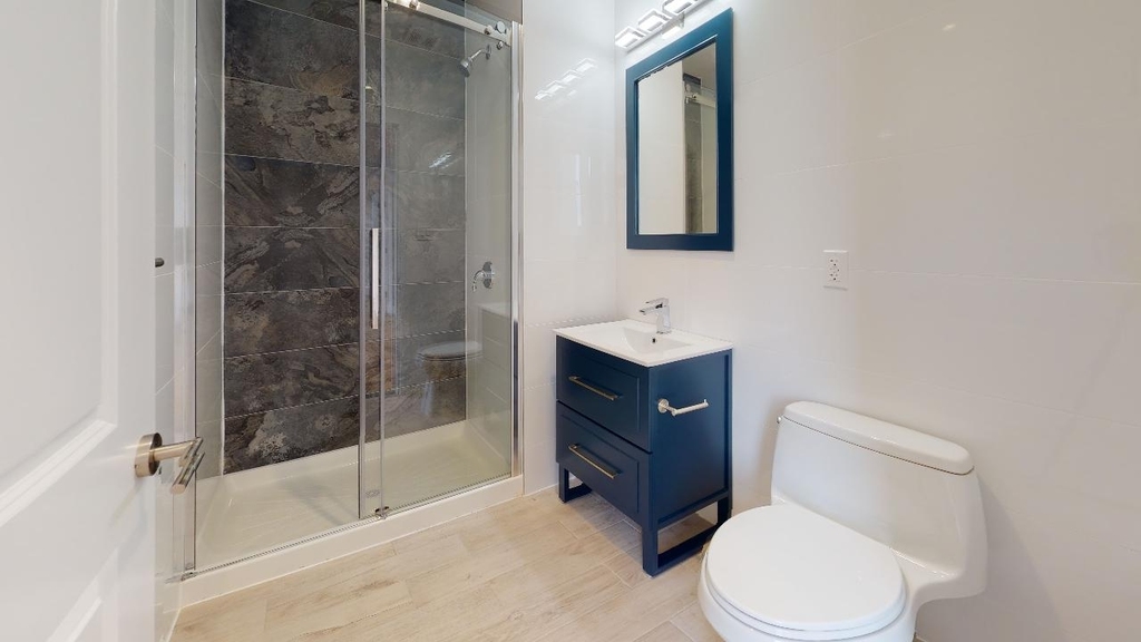 13828 queens blvd - Photo 12
