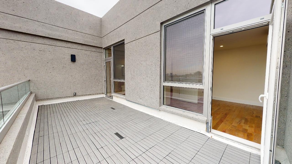 13828 queens blvd - Photo 14