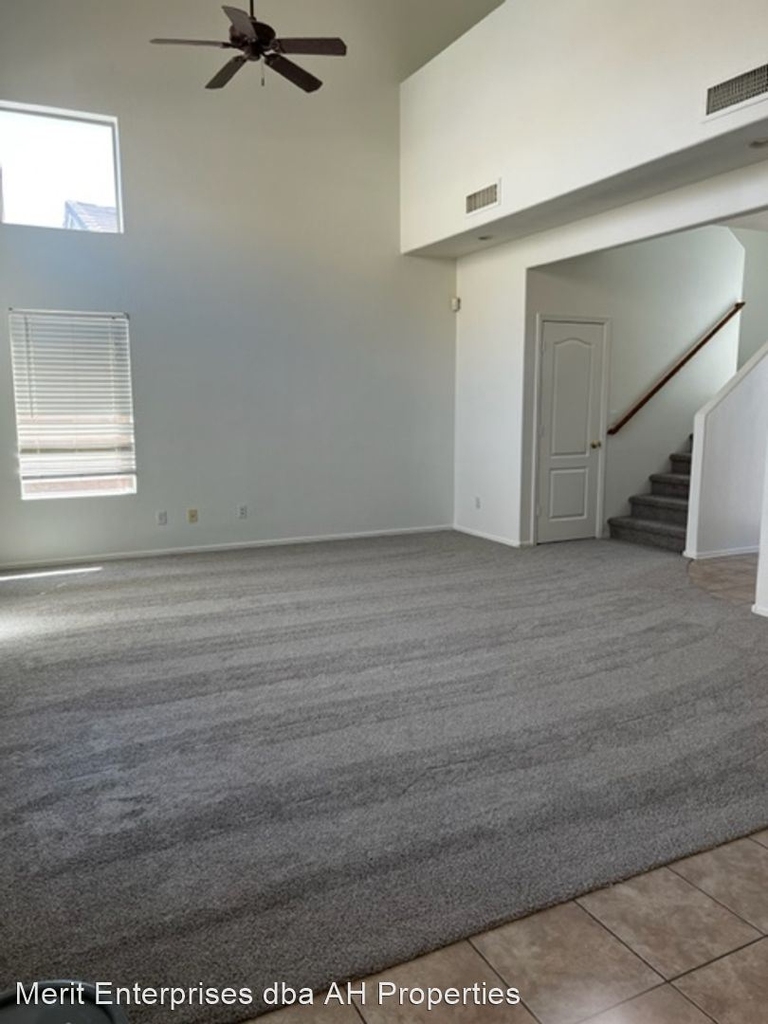 2518 E Indian Wells Pl - Photo 2