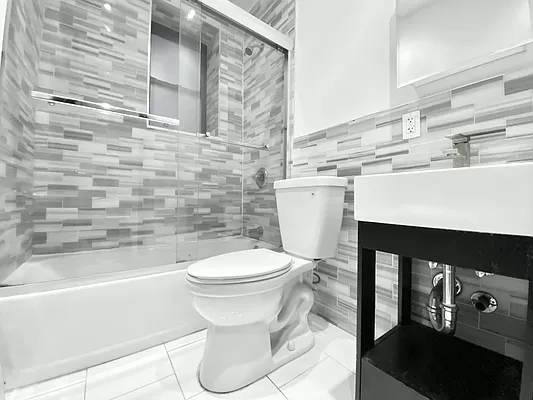 211 West 109th Street - Photo 6