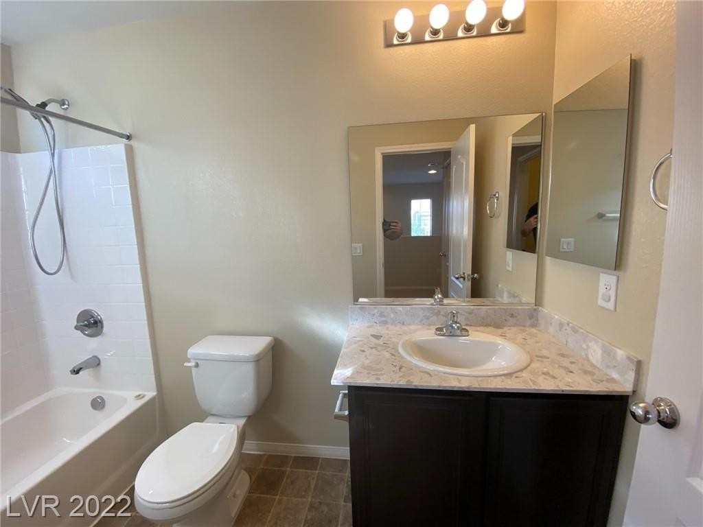 7927 Bartlett Peak Street - Photo 4