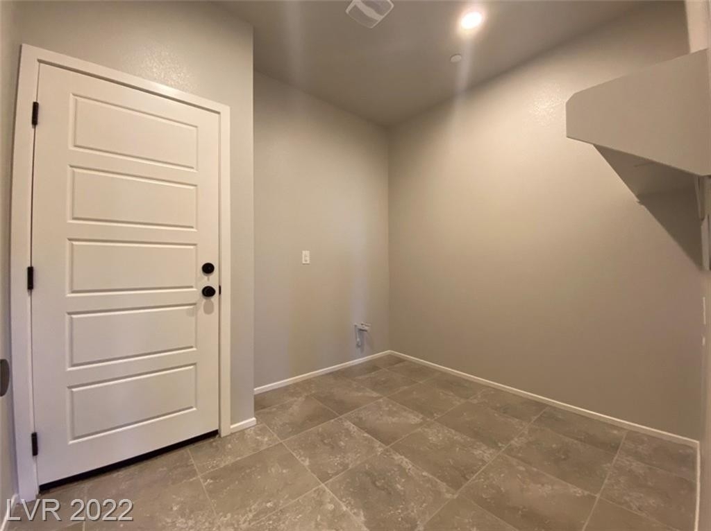 4451 Sapphire Moon Avenue - Photo 27