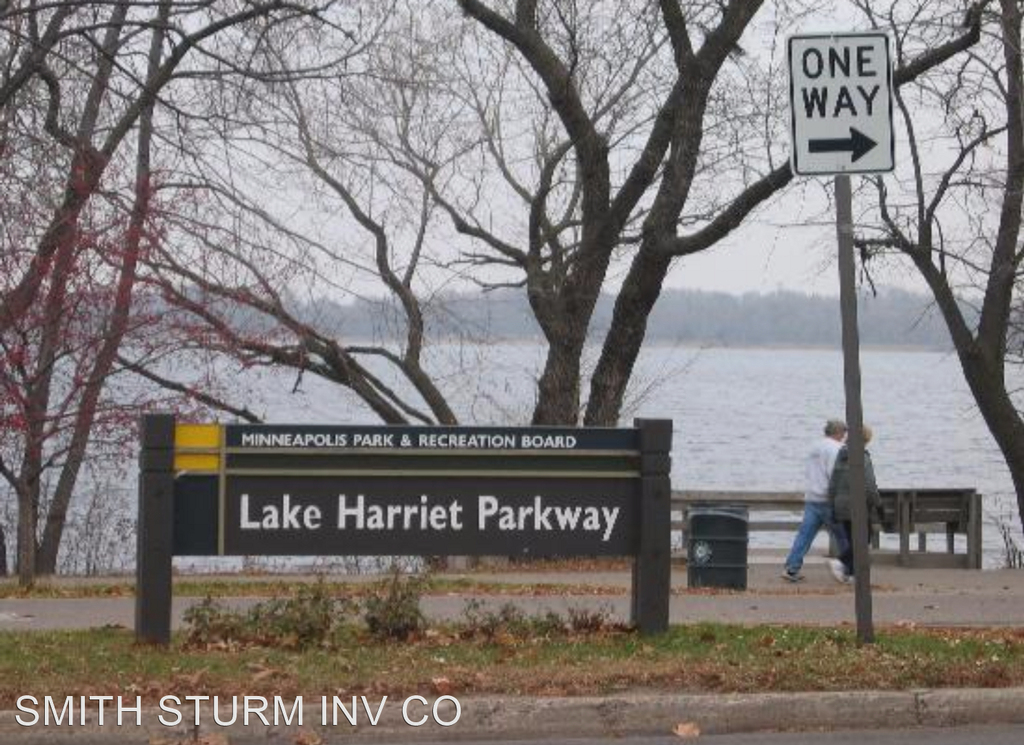 4430 W Lake Harriet Parkway 402 - Photo 2