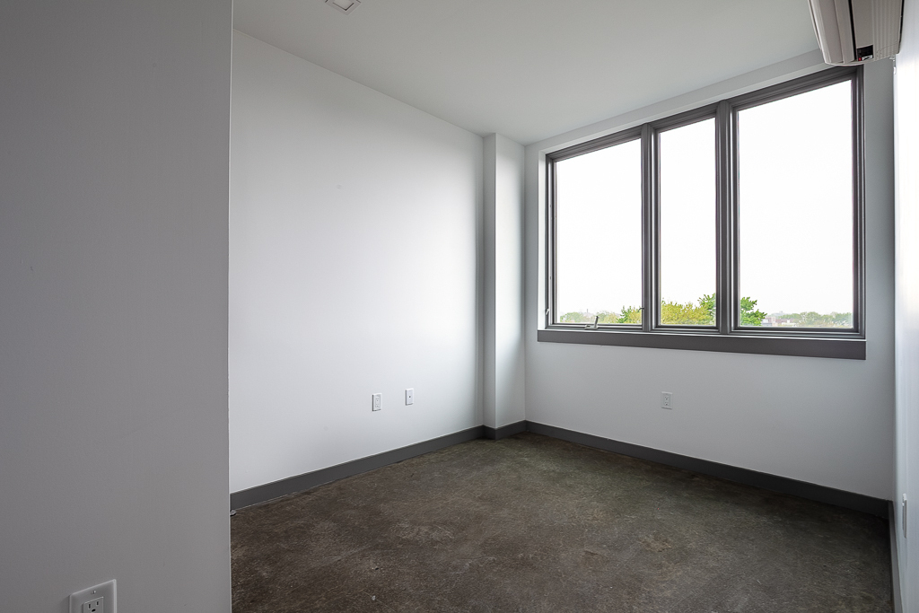 410 Tompkins Avenue - Photo 7