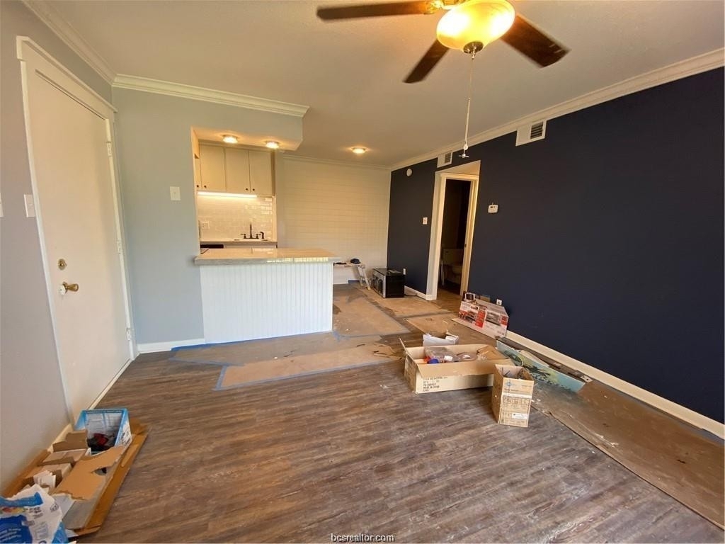 904 University Oaks - Photo 2