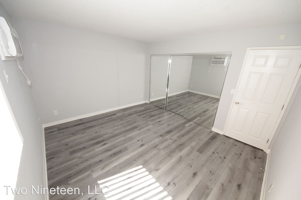 219 Montana Avenue - Photo 9