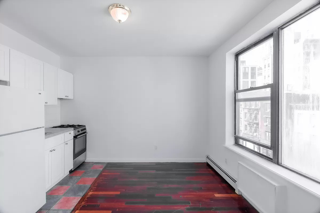 115 Lexington Avenue - Photo 1