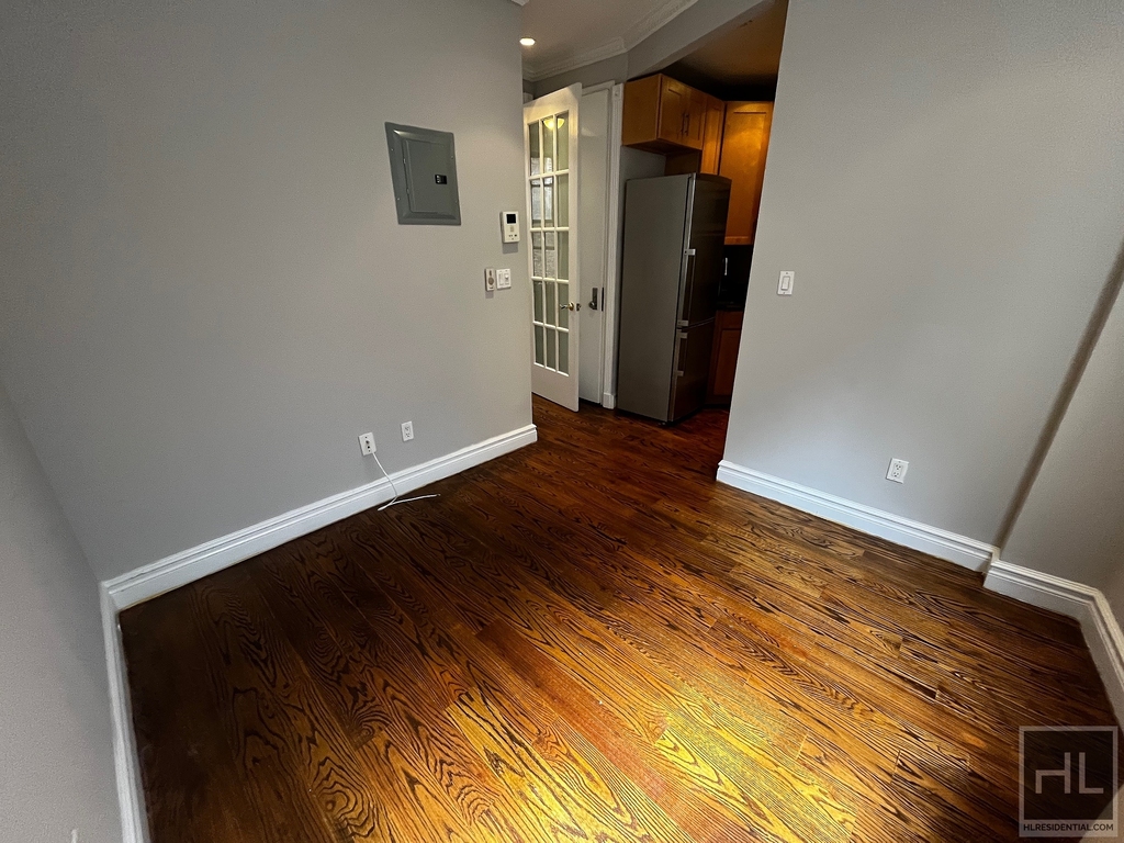 326 East 35th Street - Photo 1