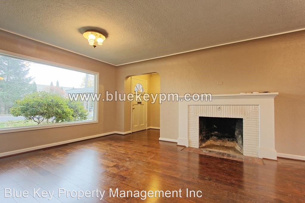 3039 Main Street - Photo 1