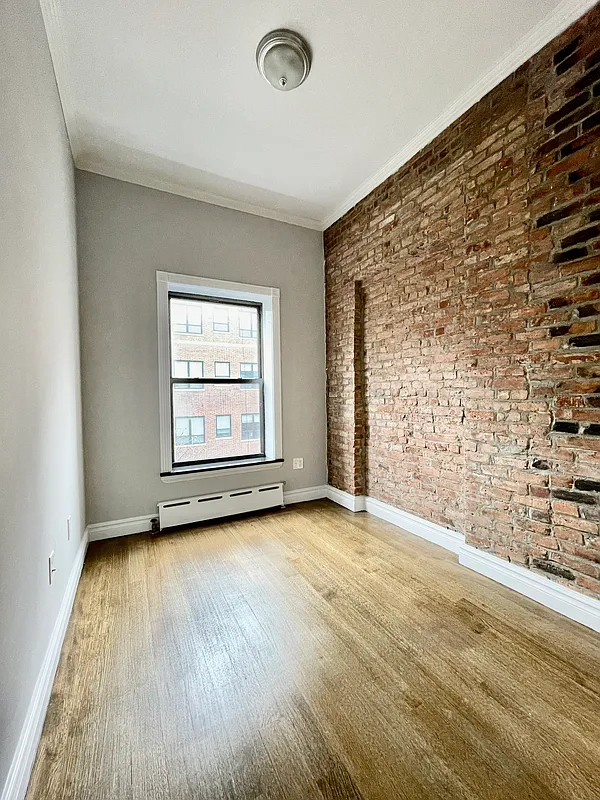 424 West 51st Street - Photo 6