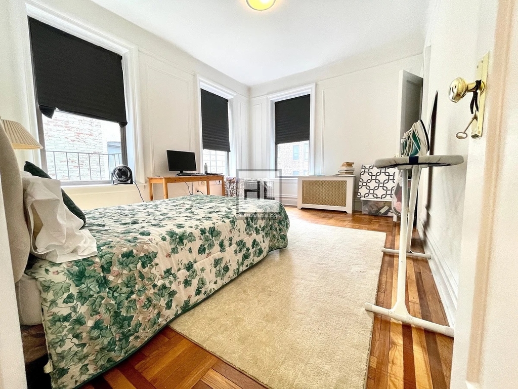 206 West 104th Street - Photo 4