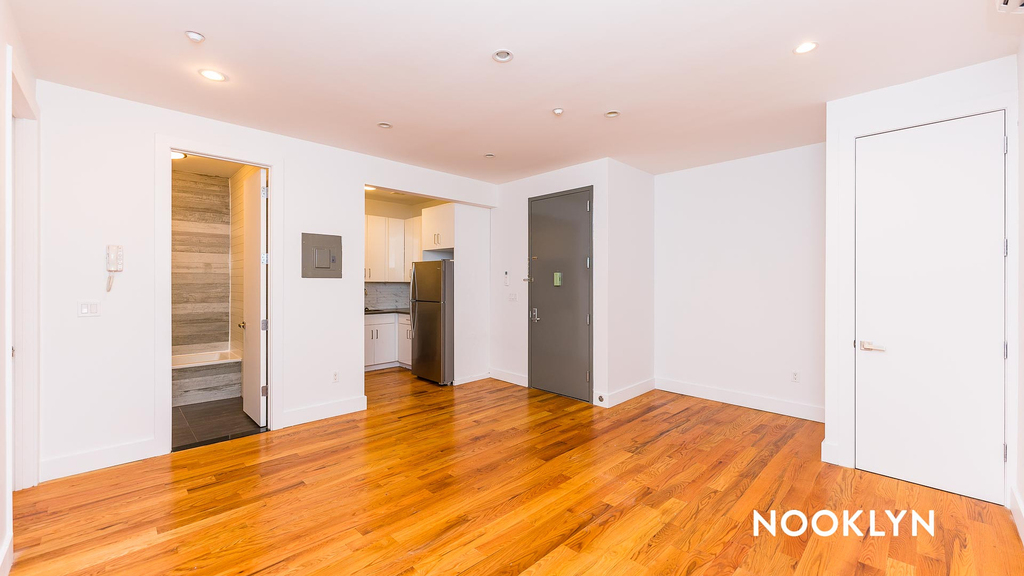 890 Madison Street - Photo 1