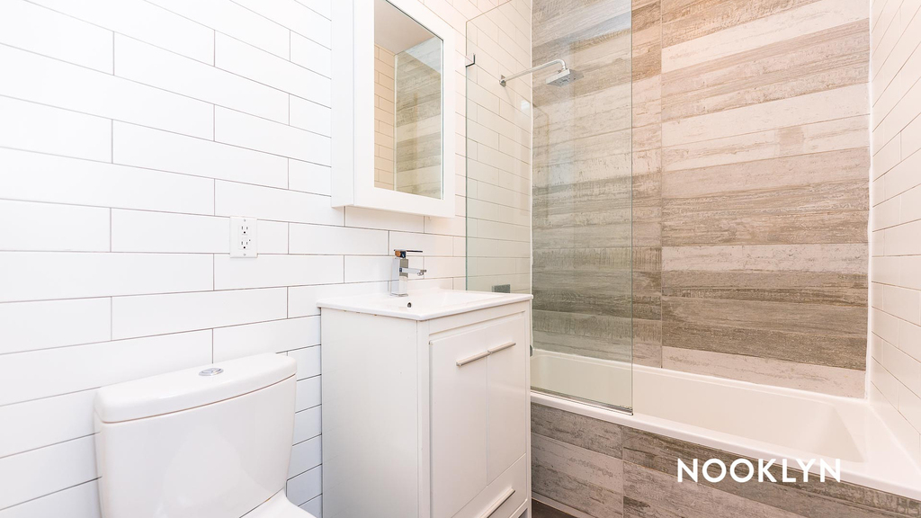 890 Madison Street - Photo 7