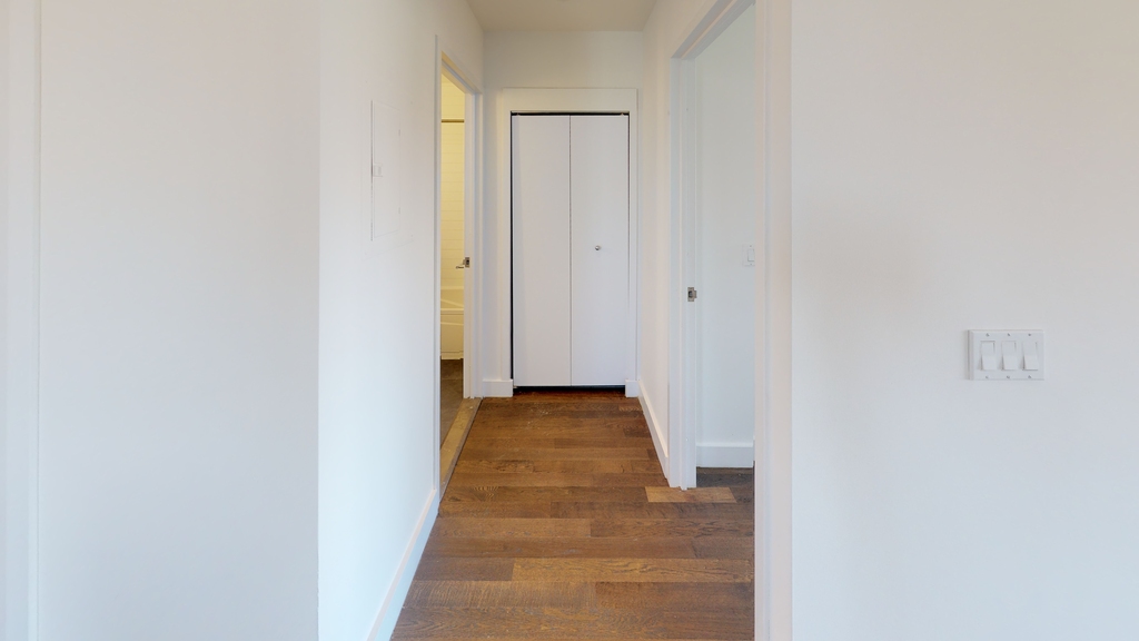 801 Amsterdam Avenue - Photo 6