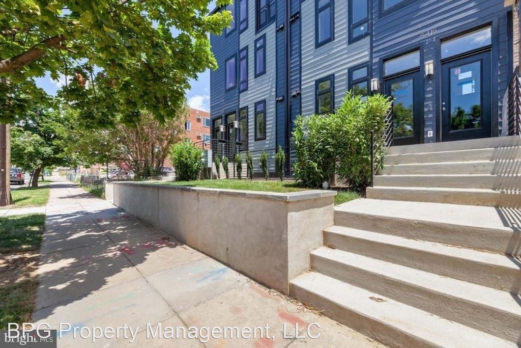 5417 9th St. Nw - Photo 1