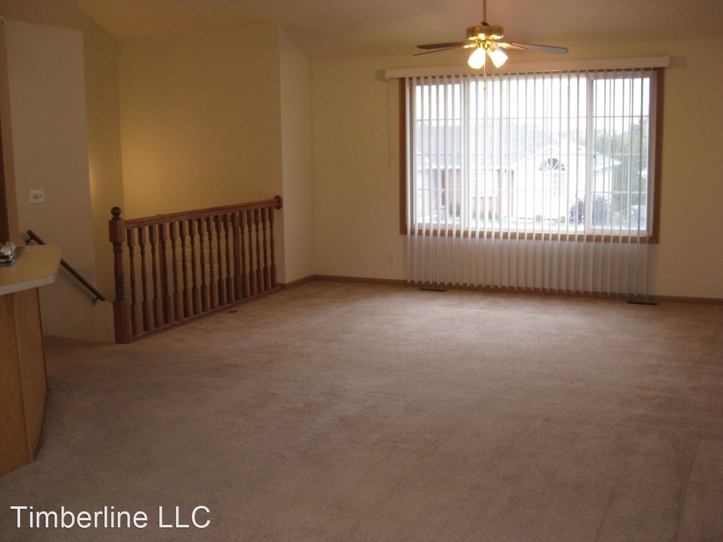 3501 W Plum - Photo 2