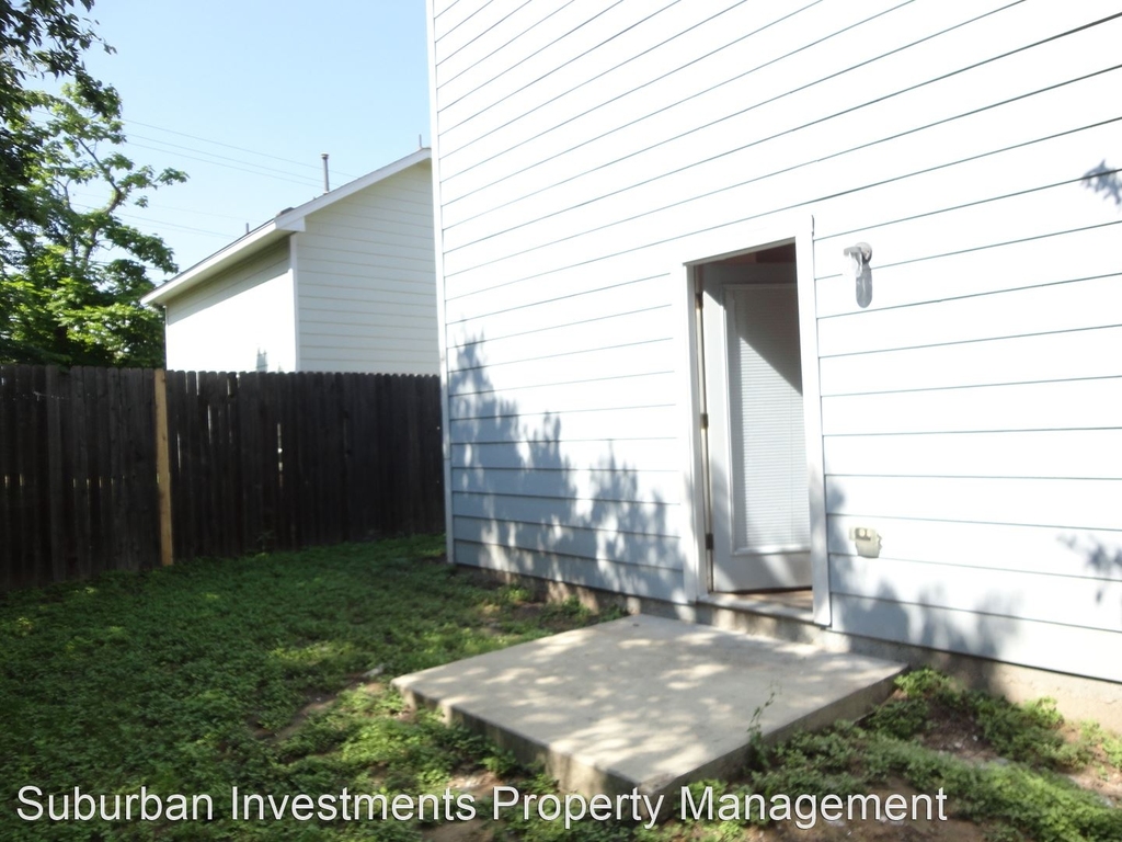 1808 Perez St. B - Photo 11