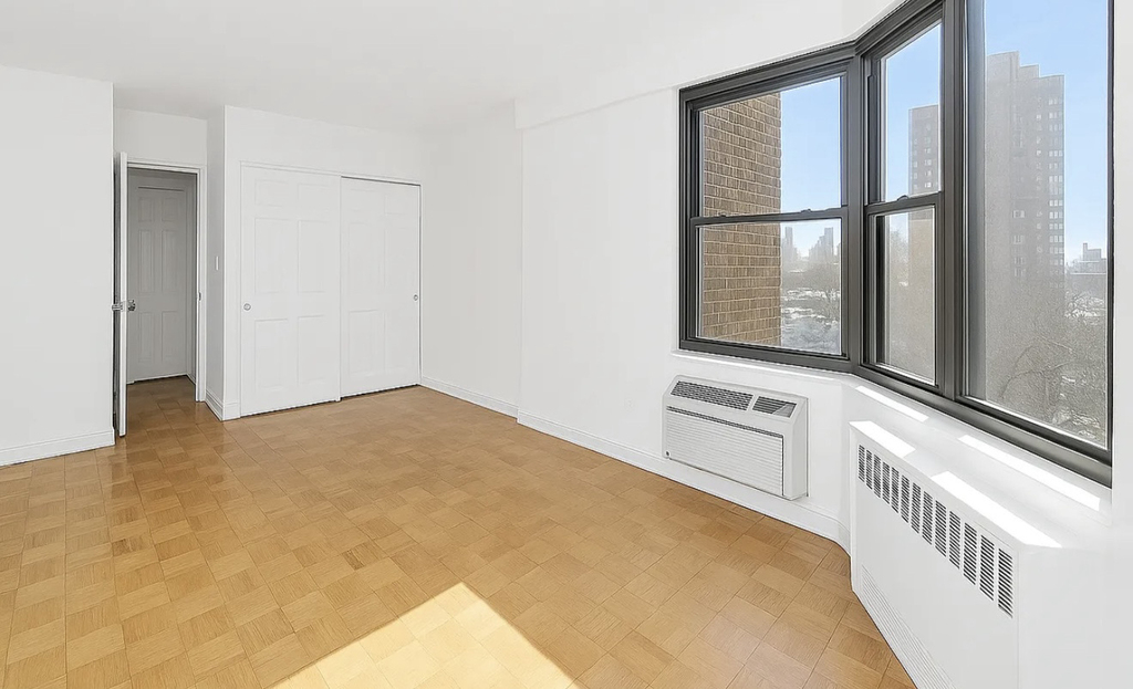 145 4th Avenue - Photo 1