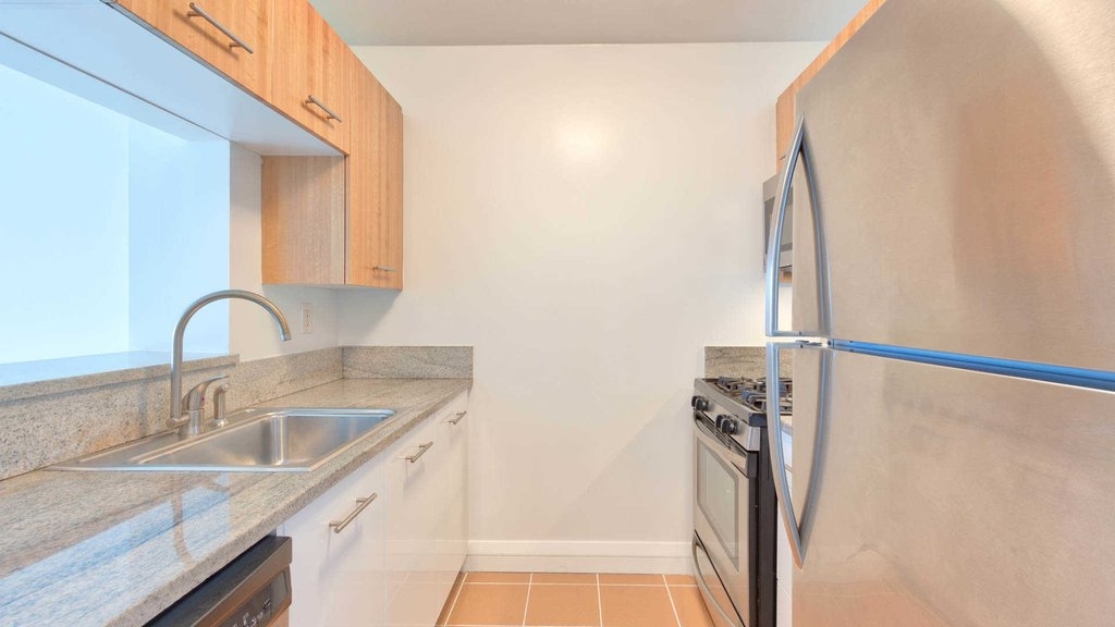 Copy of 800 6th Avenue, Unit 25g - Photo 14