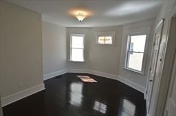 15 Bayside St Apt 1 - Photo 5