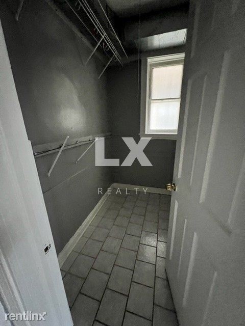 3445 N Oakley Ave - Photo 6