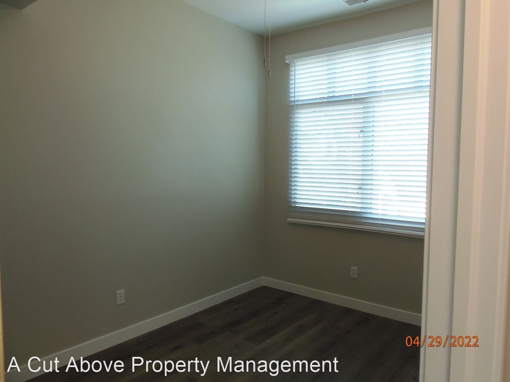 1621 W. Colorado Avenue - Photo 16