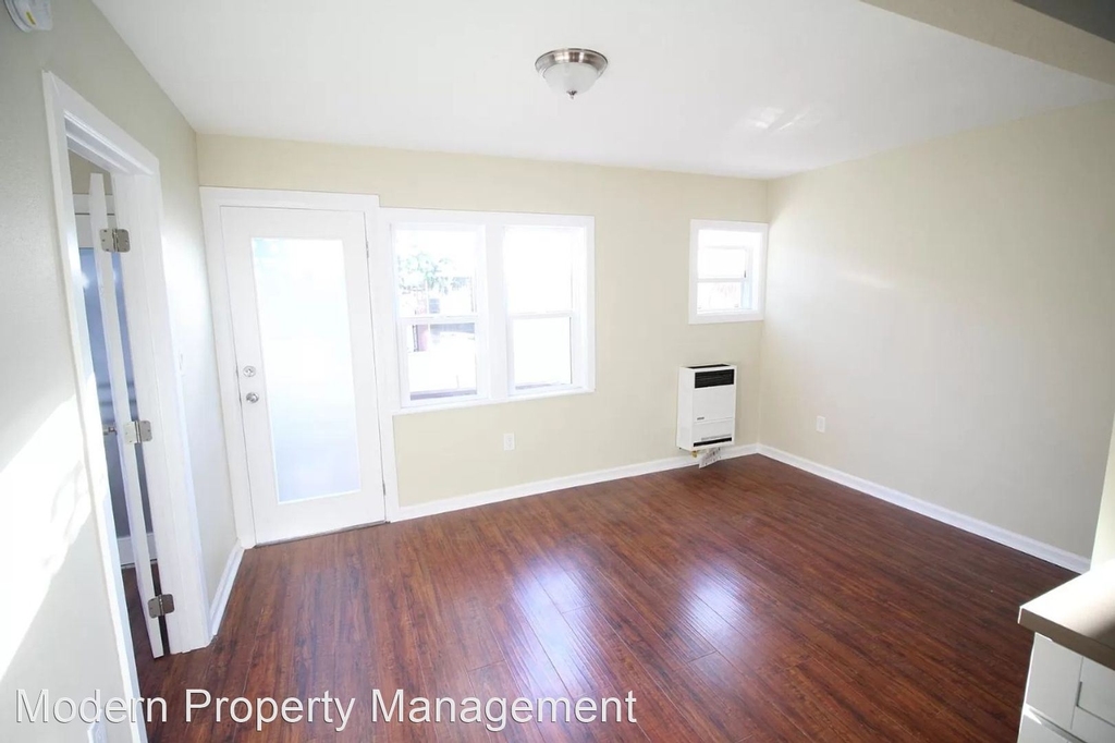 1815 Kearney St, - Photo 2