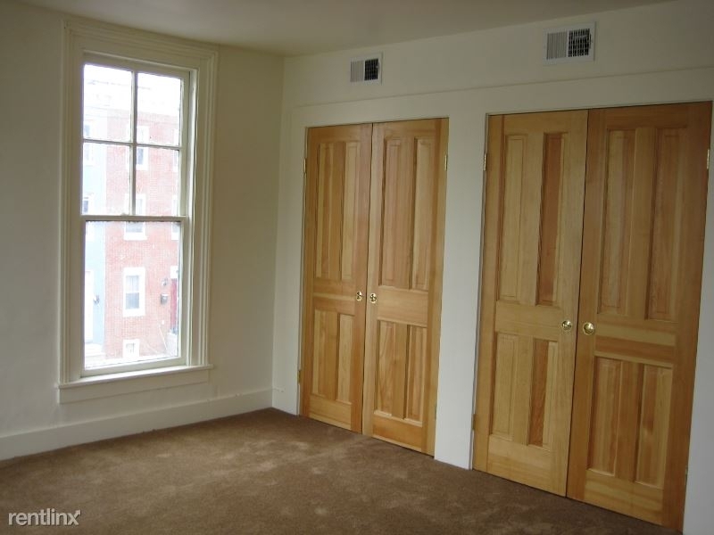 801 Washington Boulevard Apt 2 - Photo 2