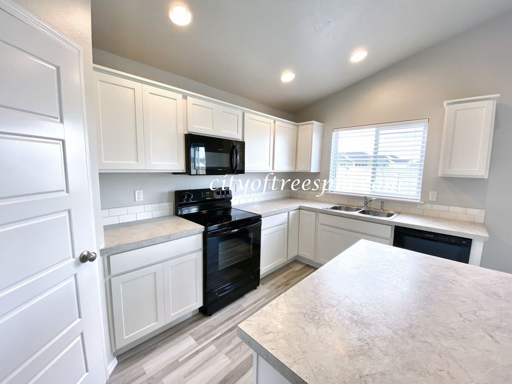 11902 W Box Canyon - Photo 7