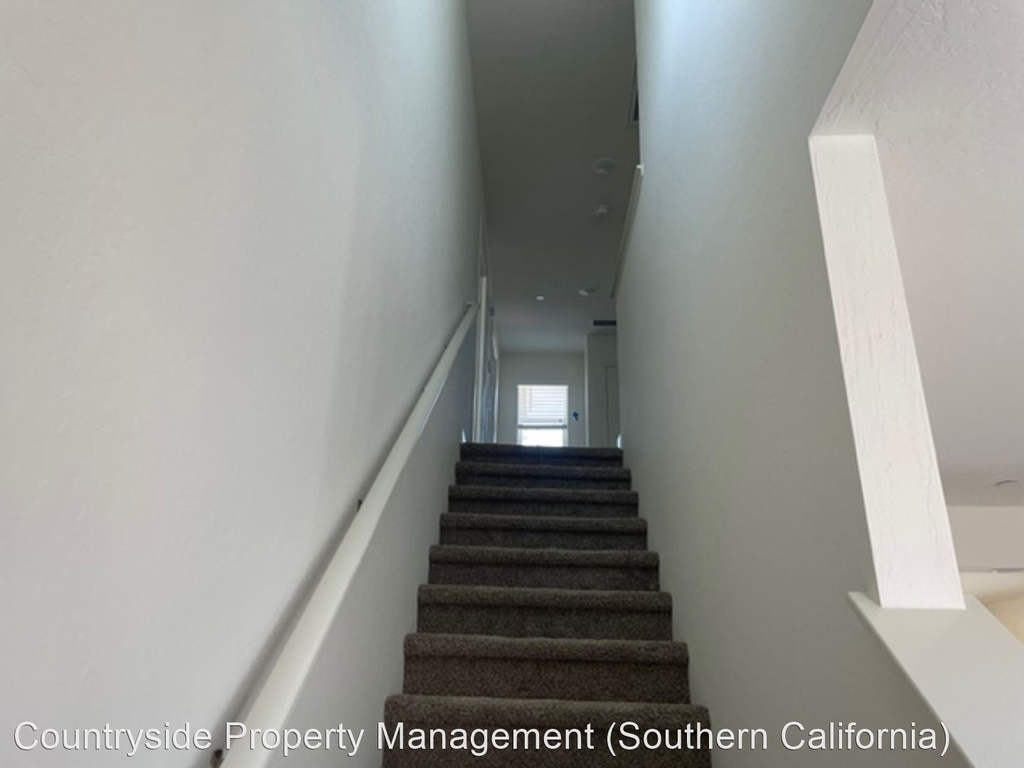 2056 N. Walling Avenue - Photo 14