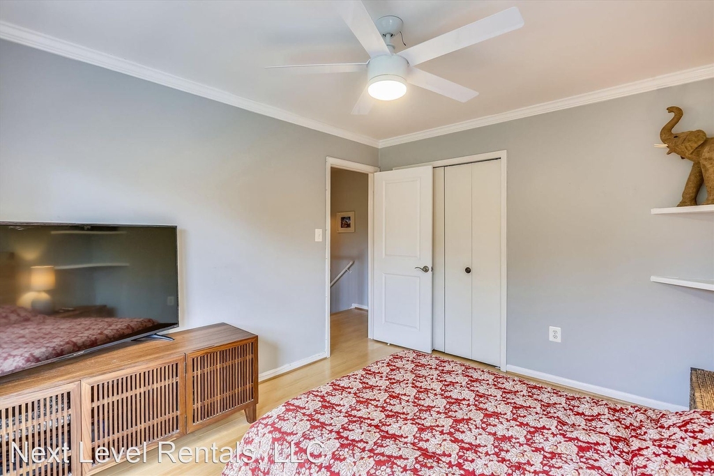 1755 Glastonberry Rd - Photo 68