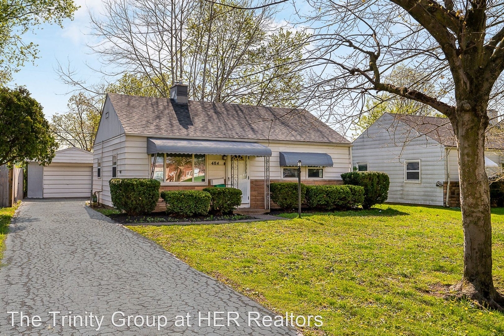 484 S Hampton Road - Photo 1