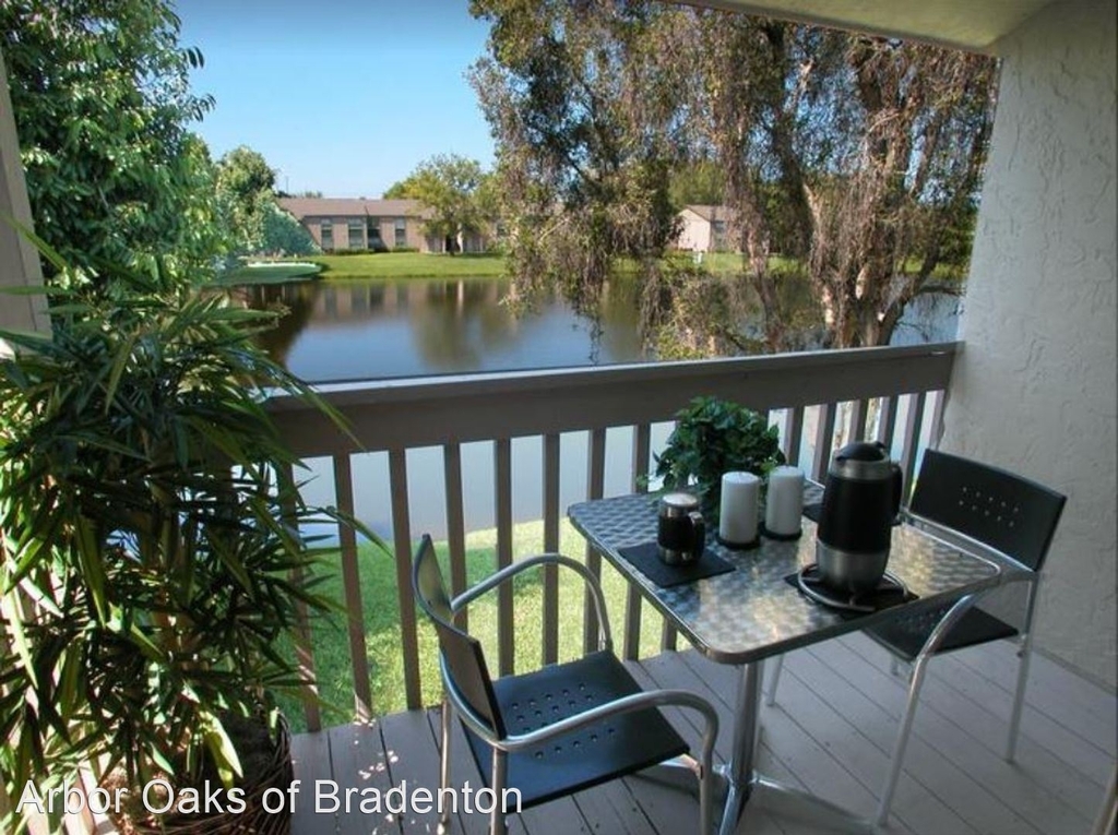 Arbor Oaks Of Bradenton 5400 26th Street W. - Photo 0