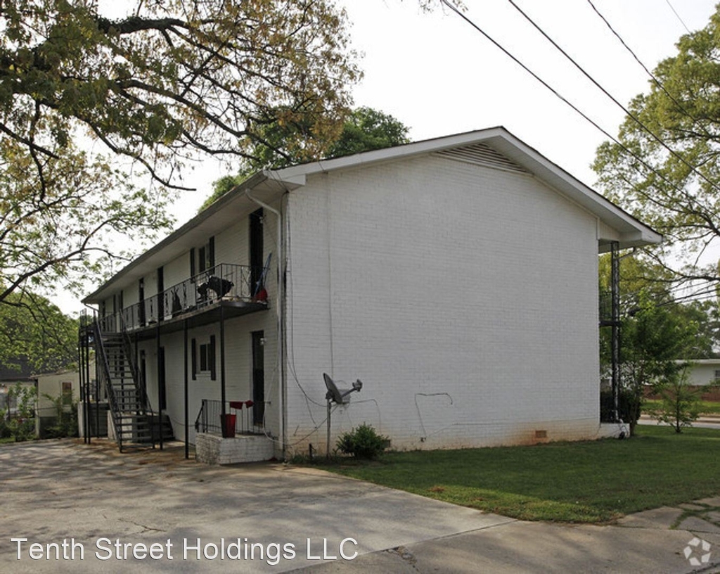 585 Marina St. - Photo 1