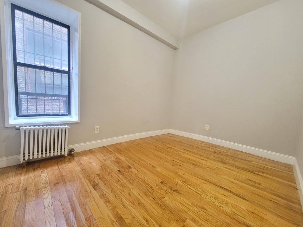 330 East 100th Street, New York, NY 10029 - Photo 11