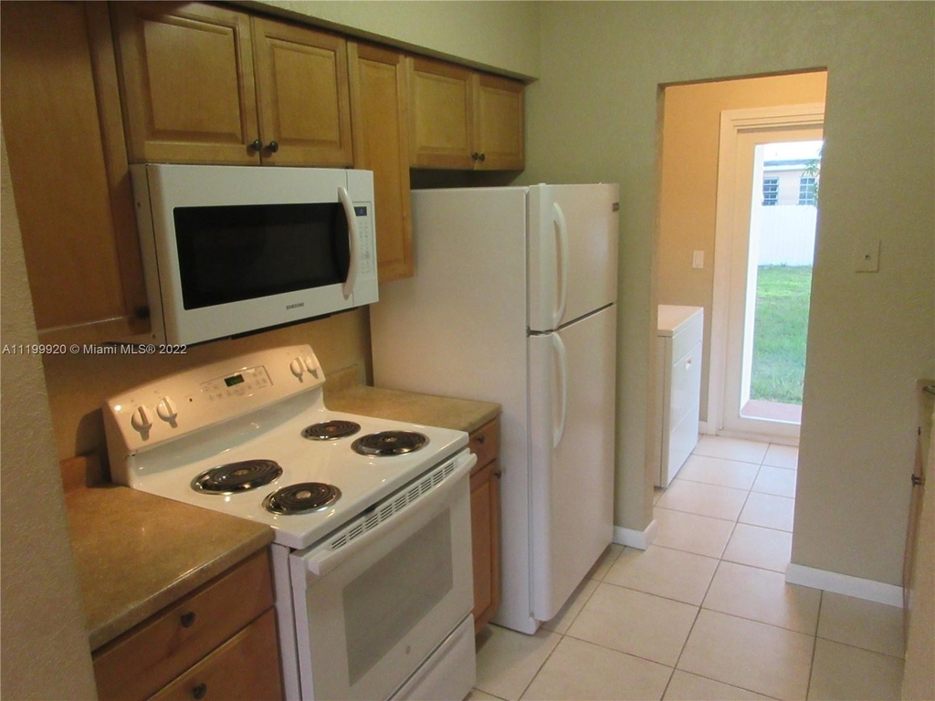 11520 Sw 139th Ter - Photo 14