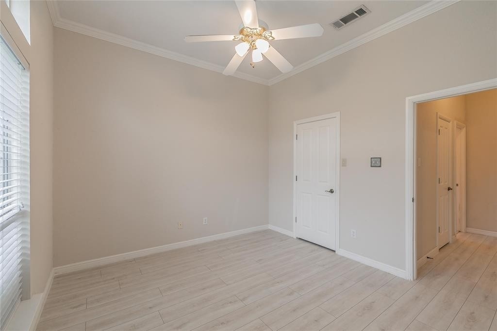 6376 Newport Court - Photo 25