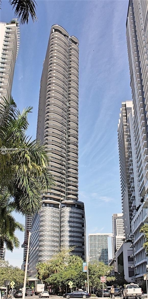 1000 Brickell Plz - Photo 43