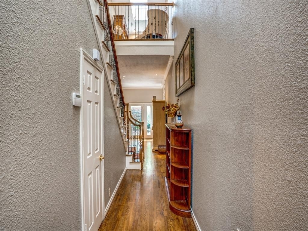 4122 Woodcreek Drive - Photo 4