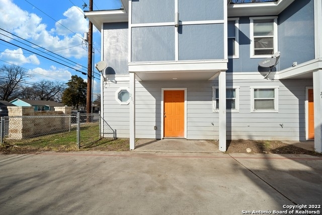 414 Cupples Rd - Photo 2