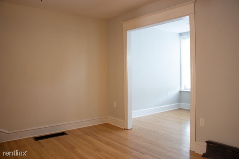 5910 Henry Ave - Photo 8