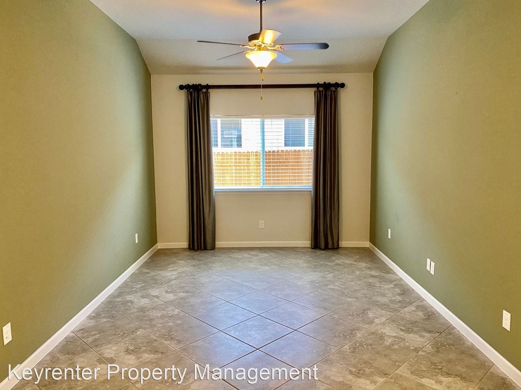 788 Bridgestone Way - Photo 2