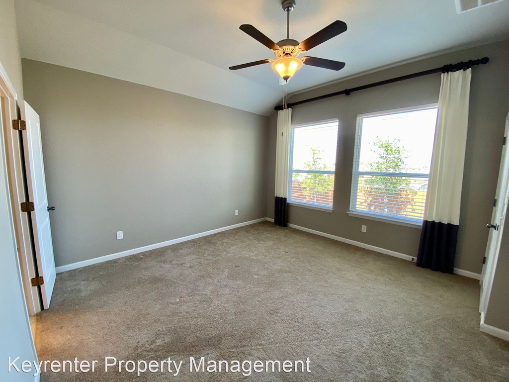 788 Bridgestone Way - Photo 16