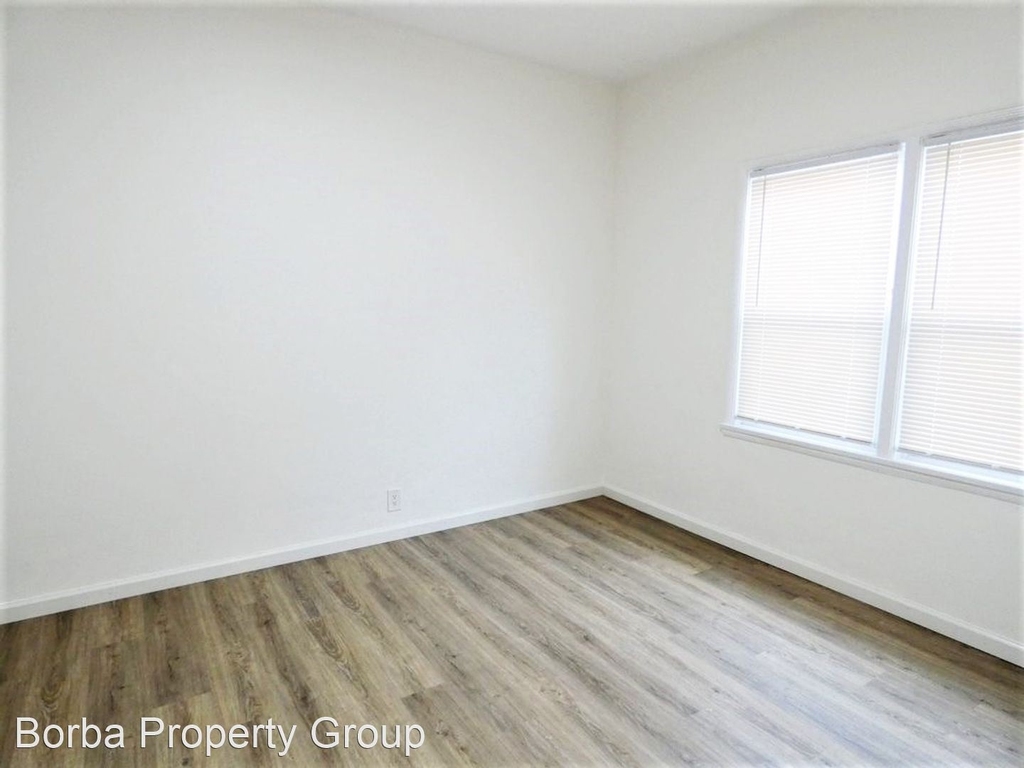 2375 Chestnut Ave - Photo 6