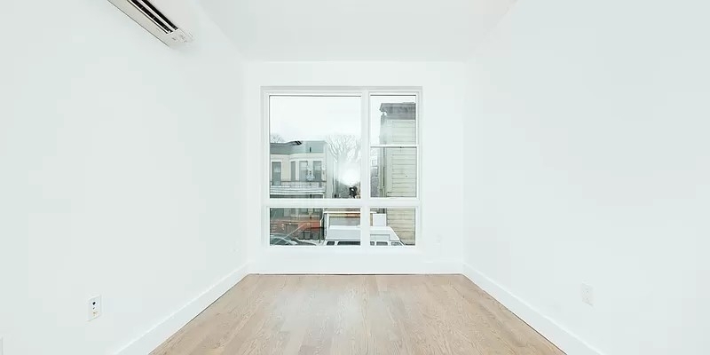282 East 32nd St - Photo 2
