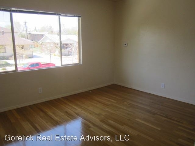 700 Forest Street - Photo 1