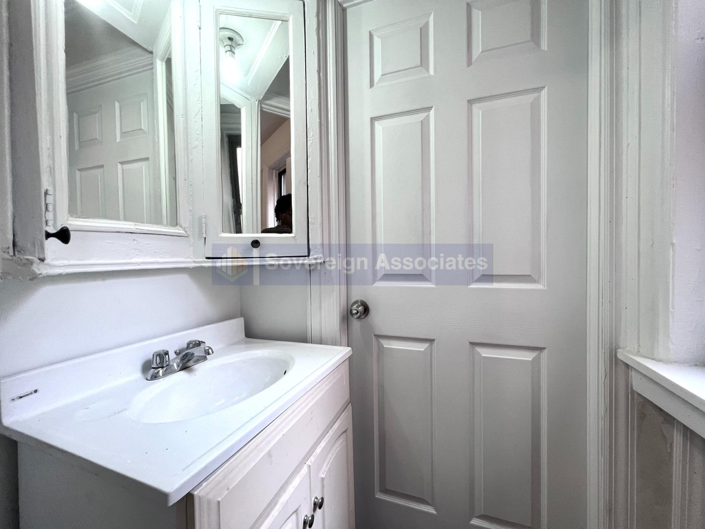 717 West 177th Street - Photo 16