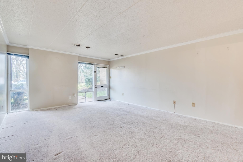 2605 Fort Farnsworth - Photo 11